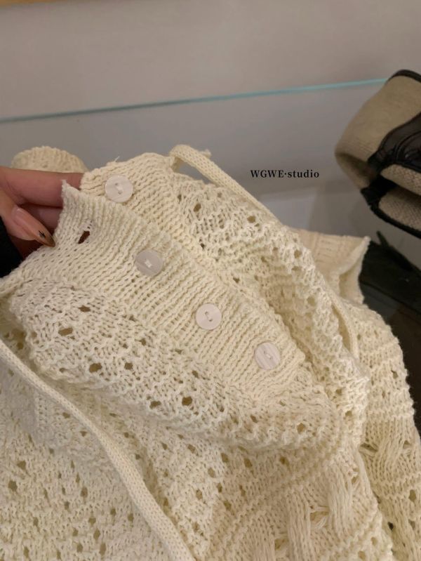 米色復古鏤空針織上衣 米色復古鏤空針織上衣