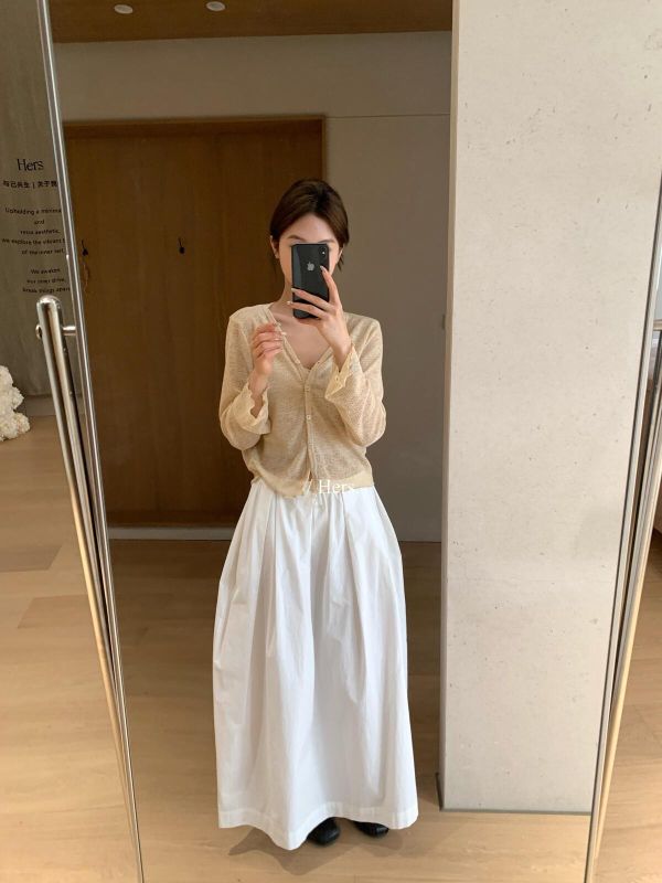 法式溫柔風微透減齡氣質V領開衫-4色 法式溫柔風微透減齡氣質V領開衫-4色