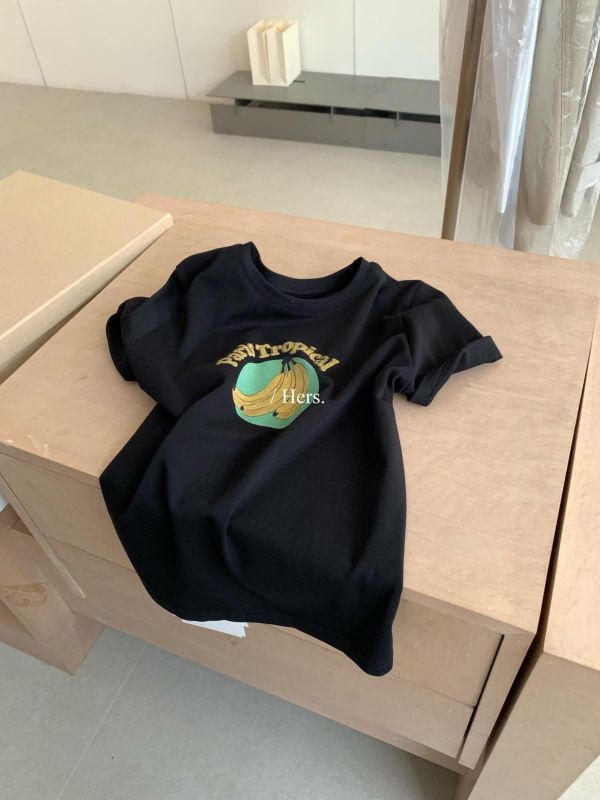 質感印花休閒圓領T恤-3色 質感印花休閒圓領T恤-3色