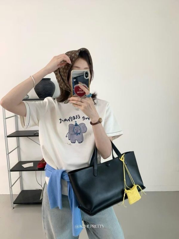 立體工藝 小象tee-2色 立體工藝 小象tee-2色