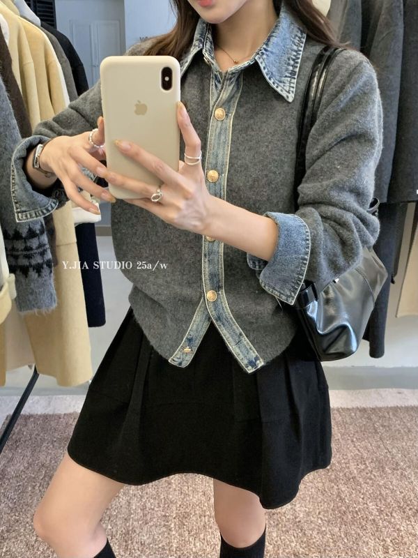 假兩件牛仔拼接翻領撞色針織上衣-4色 假兩件牛仔拼接翻領撞色針織上衣-4色