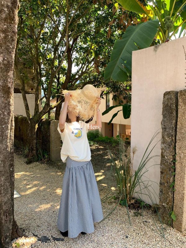 質感印花休閒圓領T恤-3色 質感印花休閒圓領T恤-3色