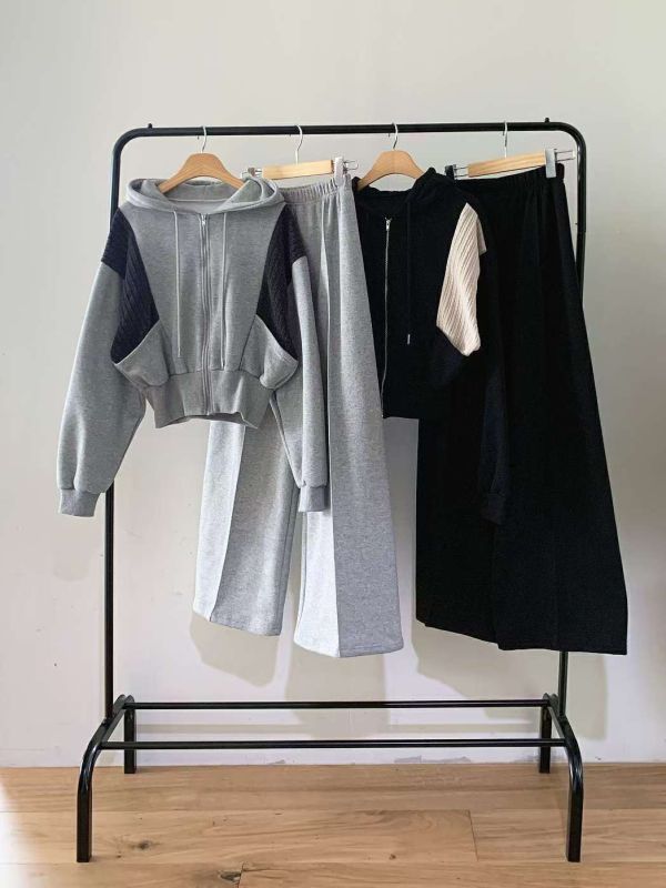 Korea 燈芯絨拼接外套+棉褲eet-2色 Korea 燈芯絨拼接外套+棉褲eet-2色