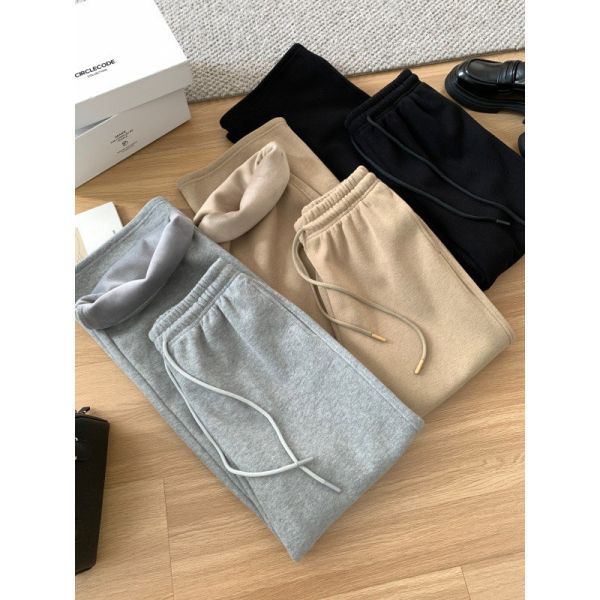 經典百搭奶茶色休閒加絨保暖直筒褲-3色 經典百搭奶茶色休閒加絨保暖直筒褲-3色