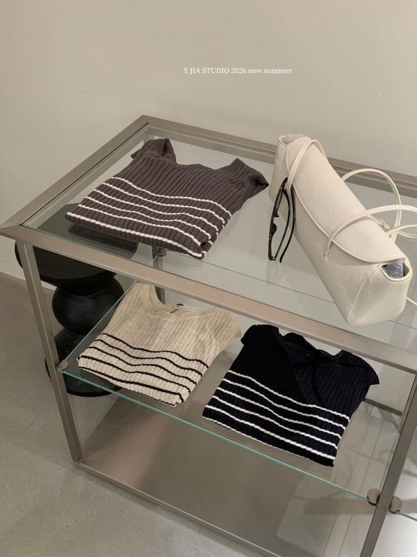 韓系撞色條紋顯瘦交叉露背針織背心-3色 韓系撞色條紋顯瘦交叉露背針織背心-3色