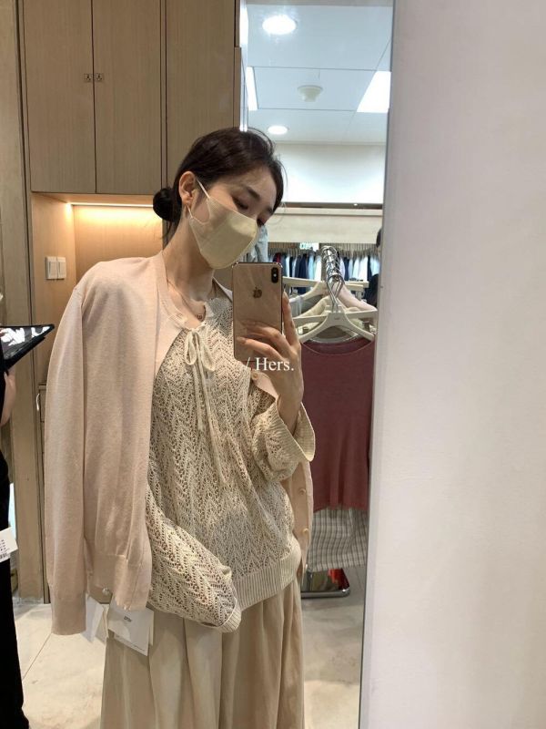 慵懶渡假鏤空綁帶休閒透氣舒適針織上衣 慵懶渡假鏤空綁帶休閒透氣舒適針織上衣