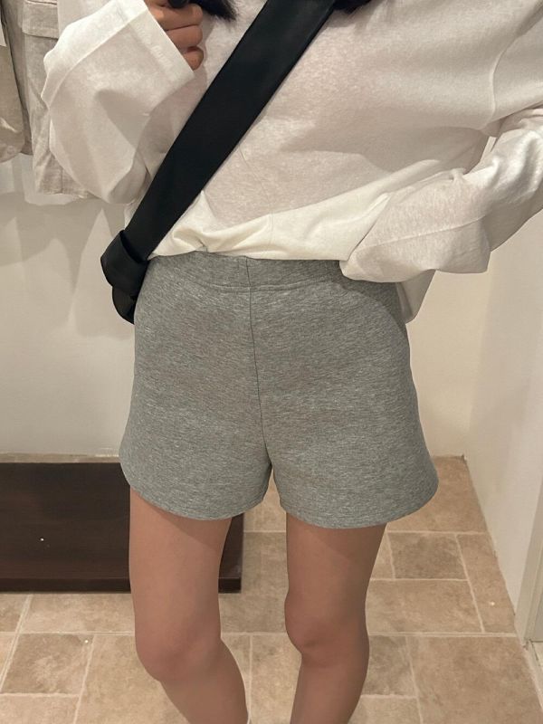 美式顯瘦高腰微彈休閒短褲-3色 美式顯瘦高腰微彈休閒短褲-3色