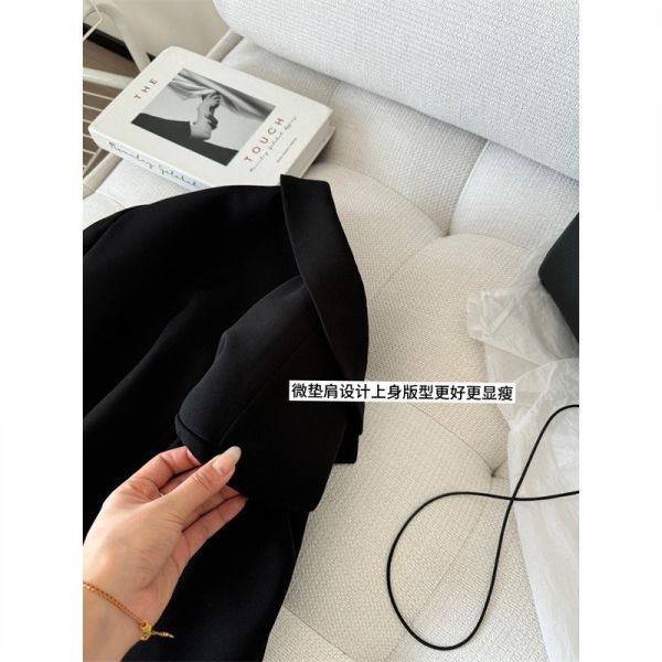 簡約氣質經典百搭西裝外套-2色 簡約氣質經典百搭西裝外套-2色