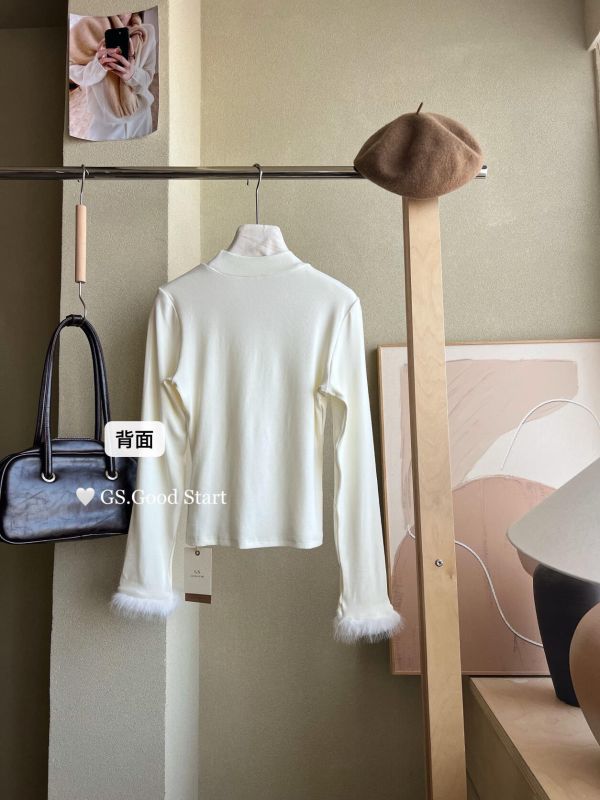 溫柔風氣質鴕鳥毛拼接加厚半高領打底衫 溫柔風氣質鴕鳥毛拼接加厚半高領打底衫