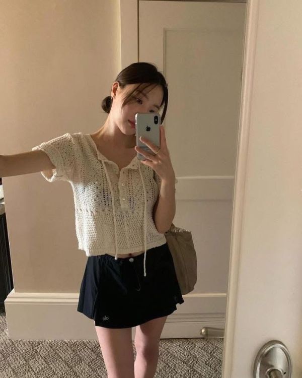 米色復古鏤空針織上衣 米色復古鏤空針織上衣