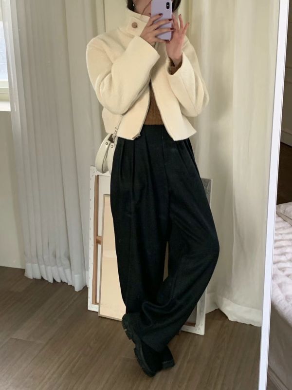 Korea 短款輕量質感毛呢外套 Korea 短款輕量質感毛呢外套