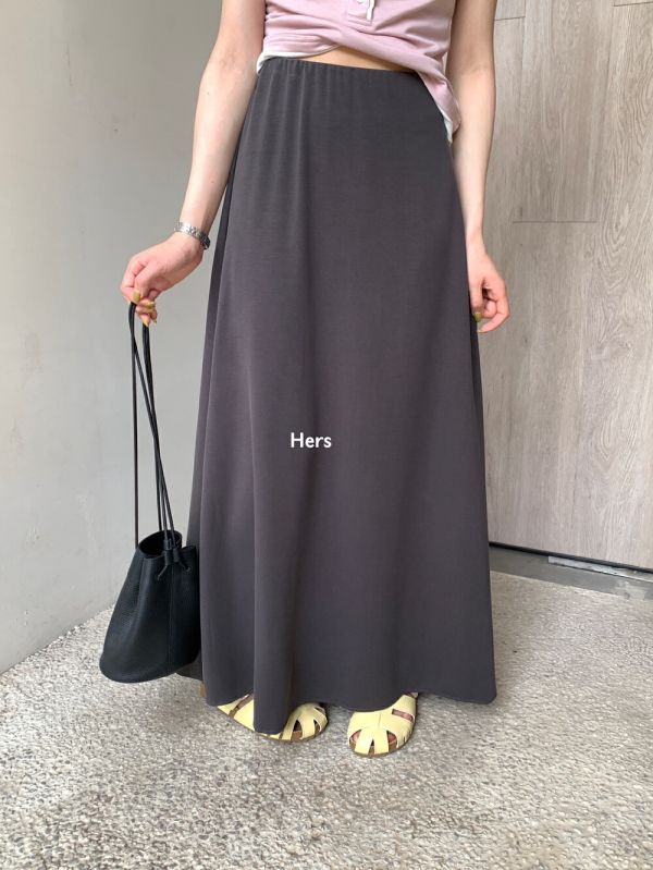紙片瘦瘦裙 基礎百搭質感超舒服半身裙-3色 紙片瘦瘦裙 基礎百搭質感超舒服半身裙-3色