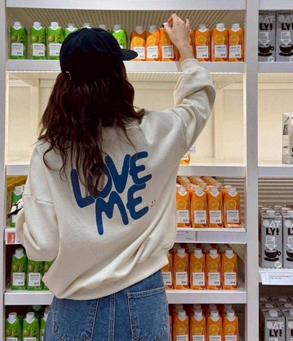 精緻胸口小愛心刺繡tee-2色 精緻胸口小愛心刺繡tee-2色