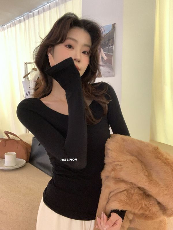 親量貼敷基礎極簡風修身內搭-3色 親量貼敷基礎極簡風修身內搭-3色