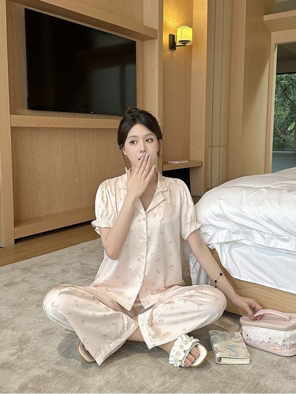 冰絲三件套 溫柔系少女粉舒適透氣睡衣 冰絲三件套 溫柔系少女粉舒適透氣睡衣