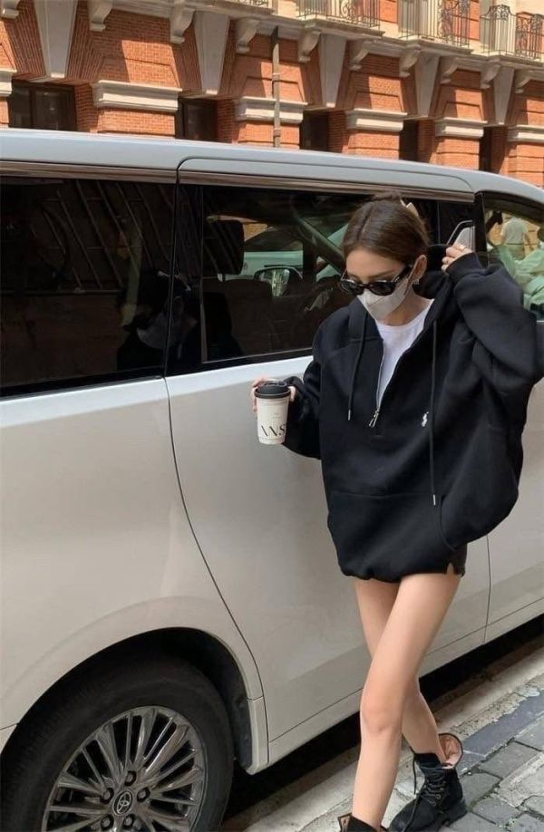 重磅拉鍊刺繡寬鬆連帽tee-3色 重磅拉鍊刺繡寬鬆連帽tee-3色