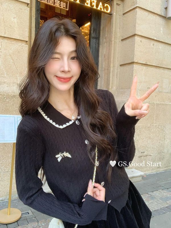 法式復古氣質麻花針織衫（配別針）-3色 法式復古氣質麻花針織衫（配別針）-3色