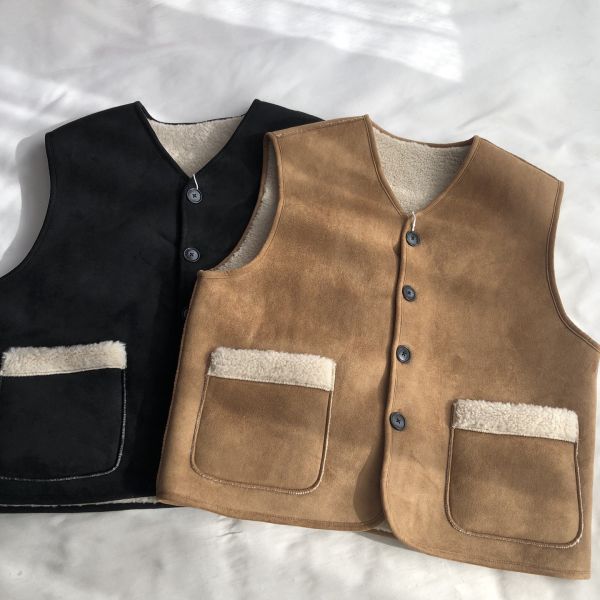 雙面穿!羊羔毛麂皮絨一體加絨百搭背心-2色 雙面穿!羊羔毛麂皮絨一體加絨百搭背心-2色