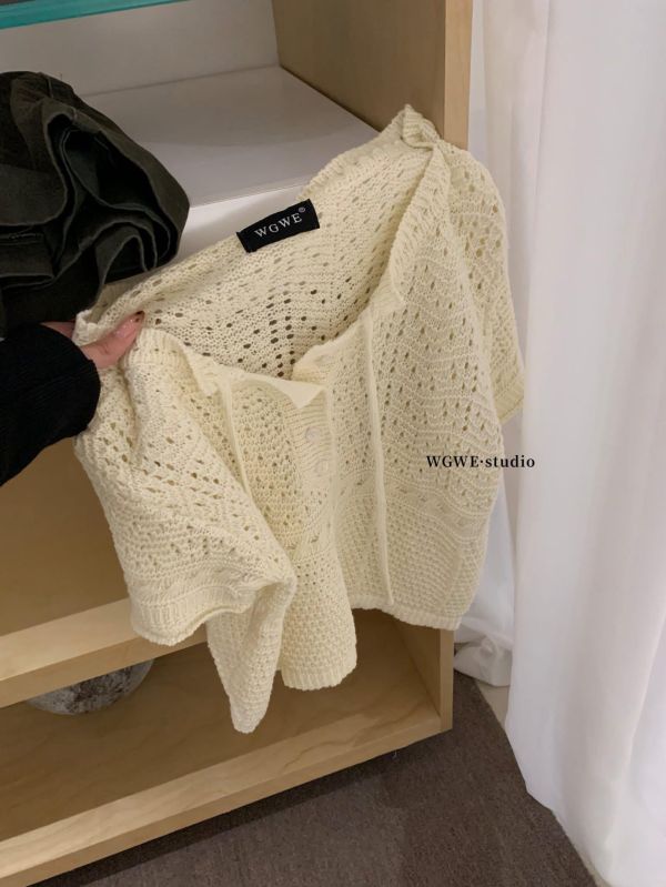 米色復古鏤空針織上衣 米色復古鏤空針織上衣