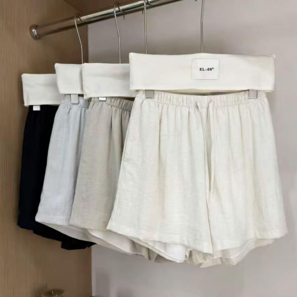 極簡老錢風 肌理感透氣不挑人穿寬鬆短褲-4色 極簡老錢風 肌理感透氣不挑人穿寬鬆短褲-4色