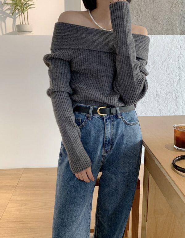 Korea 坑條一字領針織毛衣-4色 Korea 坑條一字領針織毛衣-4色