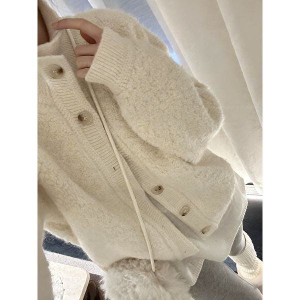 奶油白休閒簡約毛針織罩衫上衣 奶油白休閒簡約毛針織罩衫上衣