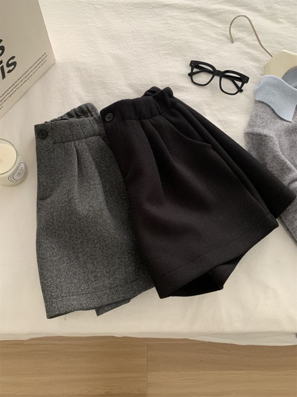 加厚毛呢顯瘦a字腿休閒短褲-2色 加厚毛呢顯瘦a字腿休閒短褲-2色