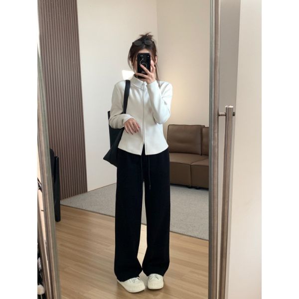 經典百搭直筒奶茶色加絨保暖休閒褲-3色 經典百搭直筒奶茶色加絨保暖休閒褲-3色