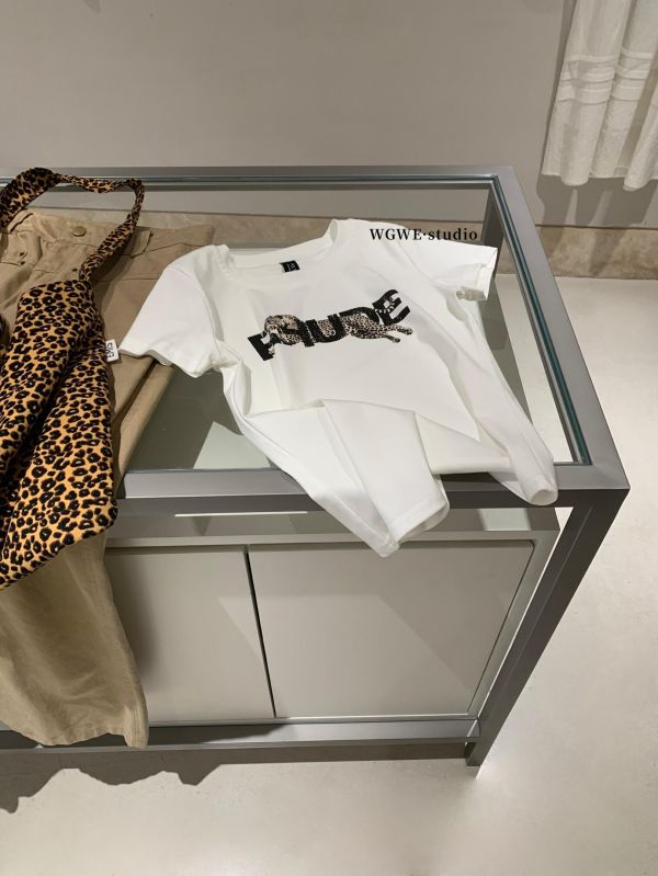 設計感收腰字母印花T-2色 設計感收腰字母印花T-2色