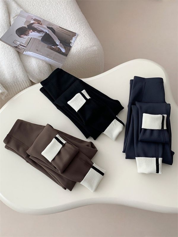 溫暖內裏奶油兔絨九分瑜伽褲-3色 溫暖內裏奶油兔絨九分瑜伽褲-3色