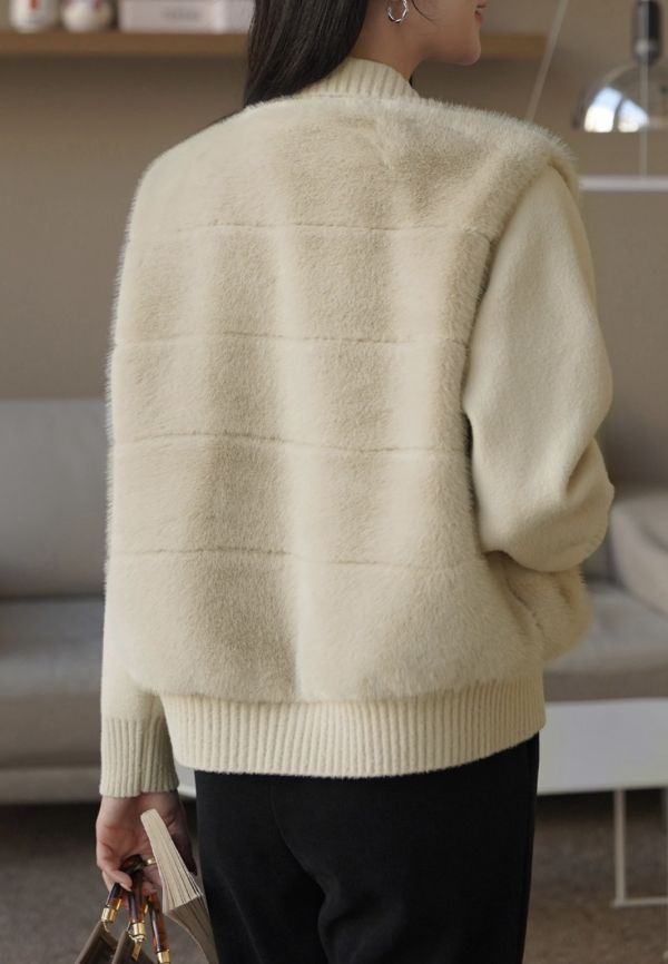 Korea 針織秀拼接皮草外套-2色 Korea 針織秀拼接皮草外套-2色