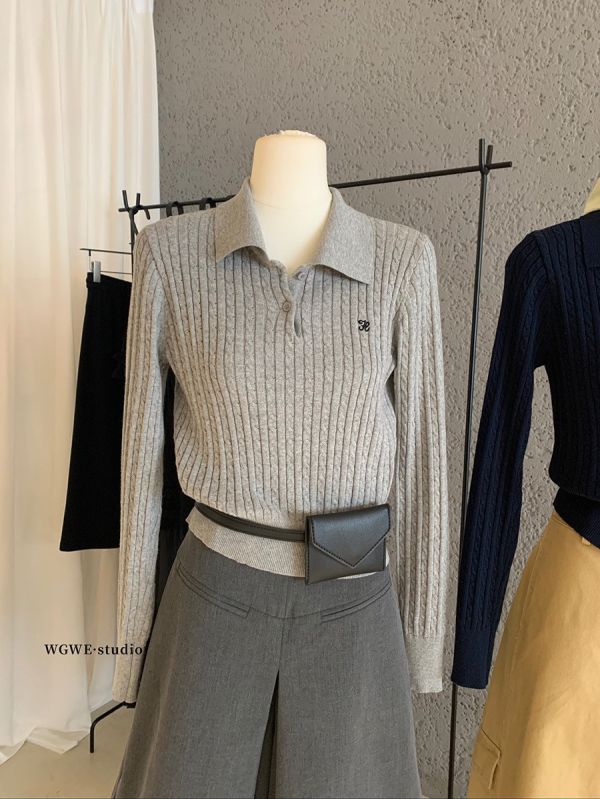 韓系簡約刺繡麻花百搭短款氣質上衣-4色 韓系簡約刺繡麻花百搭短款氣質上衣-4色