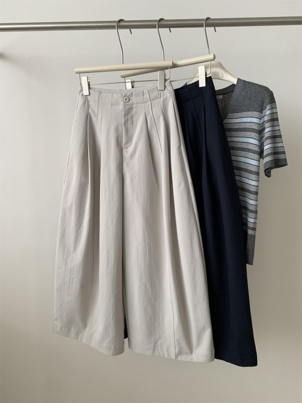 韓系高腰氣質闊腿褲遮肉九分彎刀褲奶奶褲-3色 韓系高腰氣質闊腿褲遮肉九分彎刀褲奶奶褲-3色