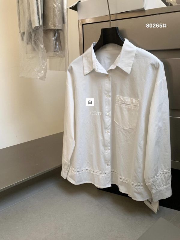 簡約設計感 廓形鏤空純色襯衫 簡約設計感 廓形鏤空純色襯衫