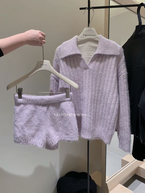 韓系慵懶風翻領針織毛衣+高腰休閒短褲-3色 韓系慵懶風翻領針織毛衣+高腰休閒短褲-3色