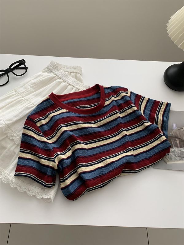 顯白肌理感 復古藍紅撞色透氣t 顯白肌理感 復古藍紅撞色透氣t