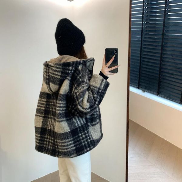 兩面穿 厚實保暖蓬鬆寬鬆羊捲毛落肩袖外套 兩面穿 厚實保暖蓬鬆寬鬆羊捲毛落肩袖外套