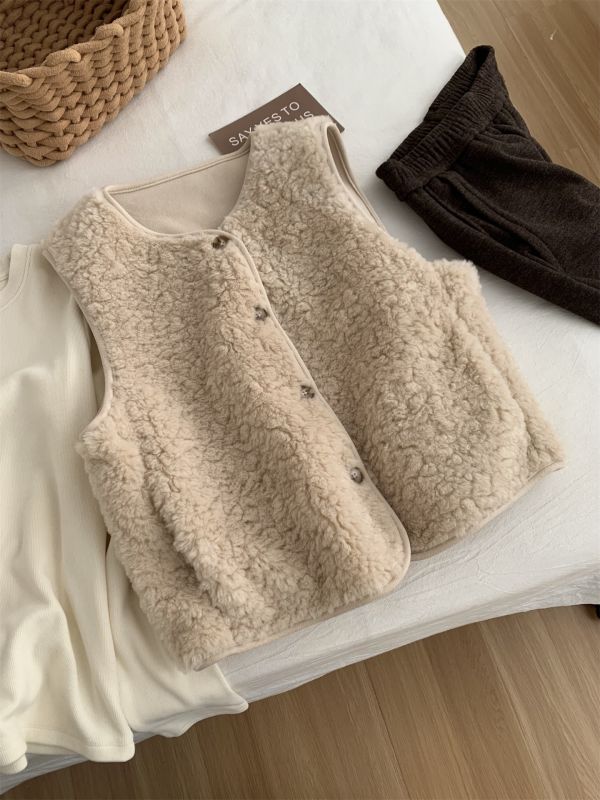 羊羔毛疊穿柔軟不掉毛溫柔保暖背心 羊羔毛疊穿柔軟不掉毛溫柔保暖背心
