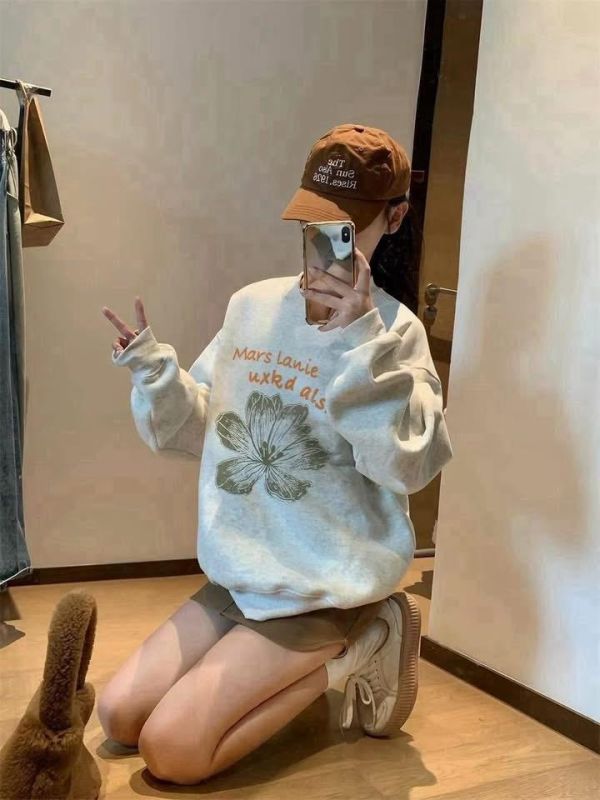 手繪復古花朵寬鬆tee 手繪復古花朵寬鬆tee