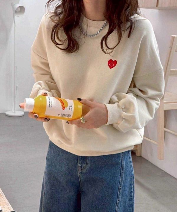 精緻胸口小愛心刺繡tee-2色 精緻胸口小愛心刺繡tee-2色