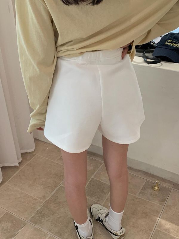 美式顯瘦高腰微彈休閒短褲-3色 美式顯瘦高腰微彈休閒短褲-3色