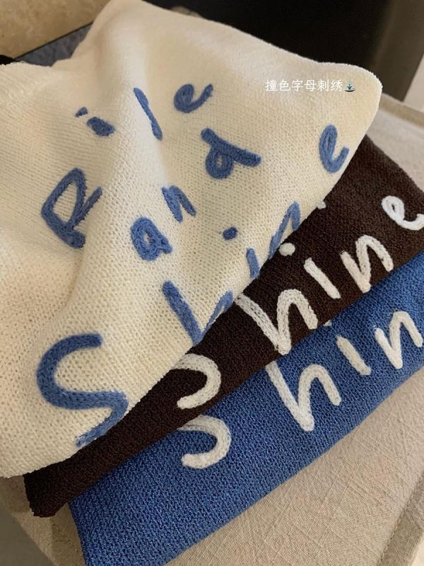 韓系撞色字母刺繡針織上衣-2色 韓系撞色字母刺繡針織上衣-2色