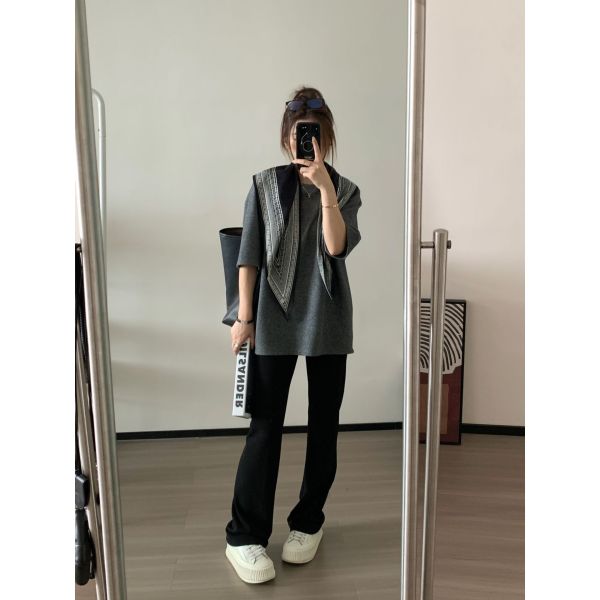 鬆弛慵懶感寬鬆五分袖顯瘦大版T 鬆弛慵懶感寬鬆五分袖顯瘦大版T