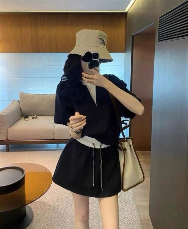 韓系運動感假兩件套裝-2色 韓系運動感假兩件套裝-2色