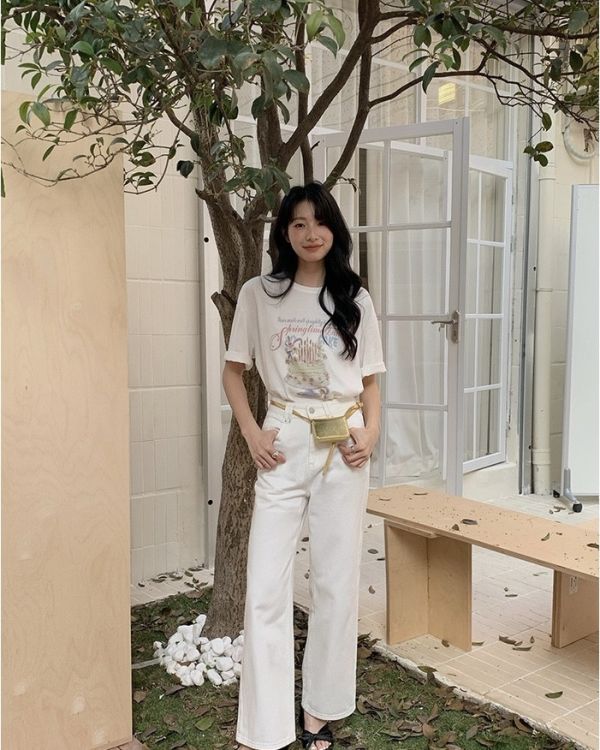 雙耳扣牛仔女高腰休閒直筒牛仔褲-2色 雙耳扣牛仔女高腰休閒直筒牛仔褲-2色