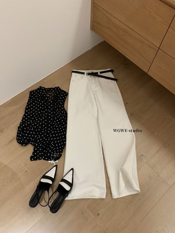 衣櫥一定要有一件好版型氣質白色牛仔 衣櫥一定要有一件好版型氣質白色牛仔