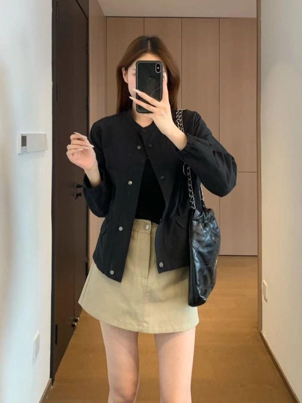 質感立體剪裁 挺闊立領夾克外套-2色 質感立體剪裁 挺闊立領夾克外套-2色