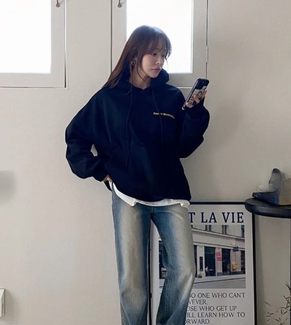 雛菊率性口袋內刷毛帽T-3色 雛菊率性口袋內刷毛帽T-3色