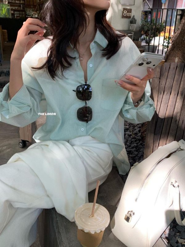 小清新休閒慵懶風寬鬆條紋襯衫-2色 小清新休閒慵懶風寬鬆條紋襯衫-2色