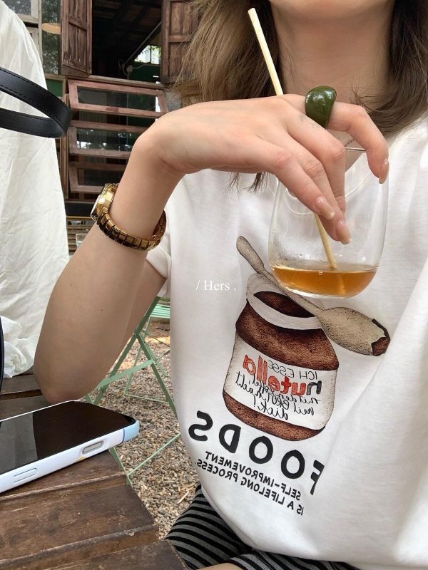 巧克力罐印花質感上衣-3色 巧克力罐印花質感上衣-3色